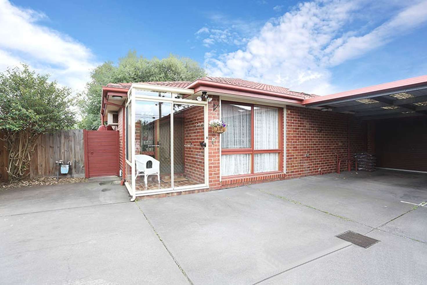 Main view of Homely unit listing, 2/89 Herald Street, Cheltenham VIC 3192