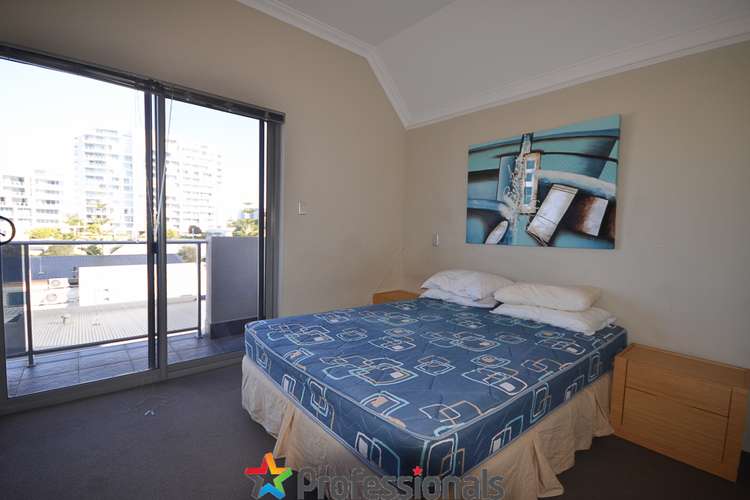 Fourth view of Homely apartment listing, UNIT 6/2D TREVISO MEWS, Mandurah WA 6210