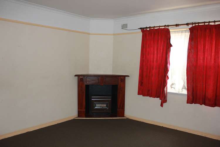 Fifth view of Homely house listing, 4/145-147 Rocket Street, Bathurst NSW 2795