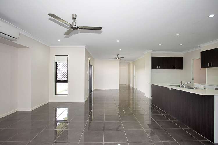 Fifth view of Homely house listing, 30 Kerrisdale Crescent, Beaconsfield QLD 4740