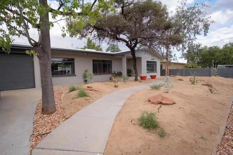 90 Standley Crescent, Gillen NT 870