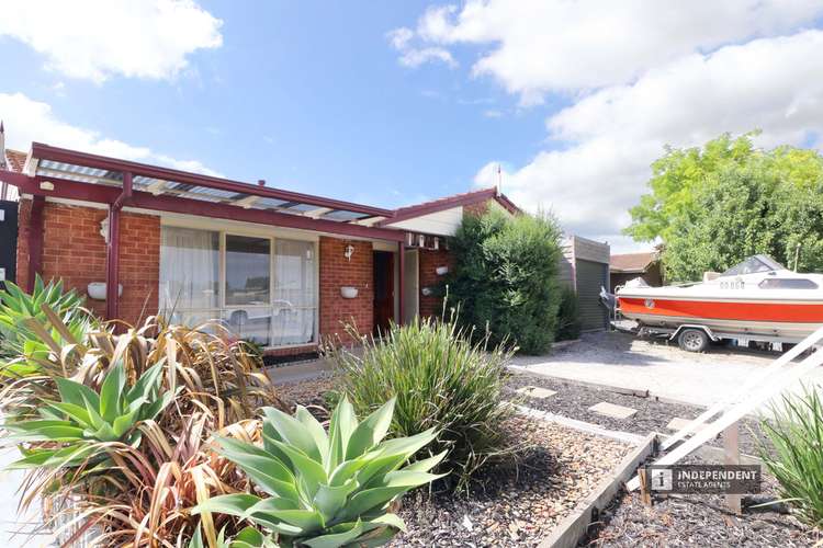 Second view of Homely unit listing, 33 Maculata Drive, Cranbourne VIC 3977