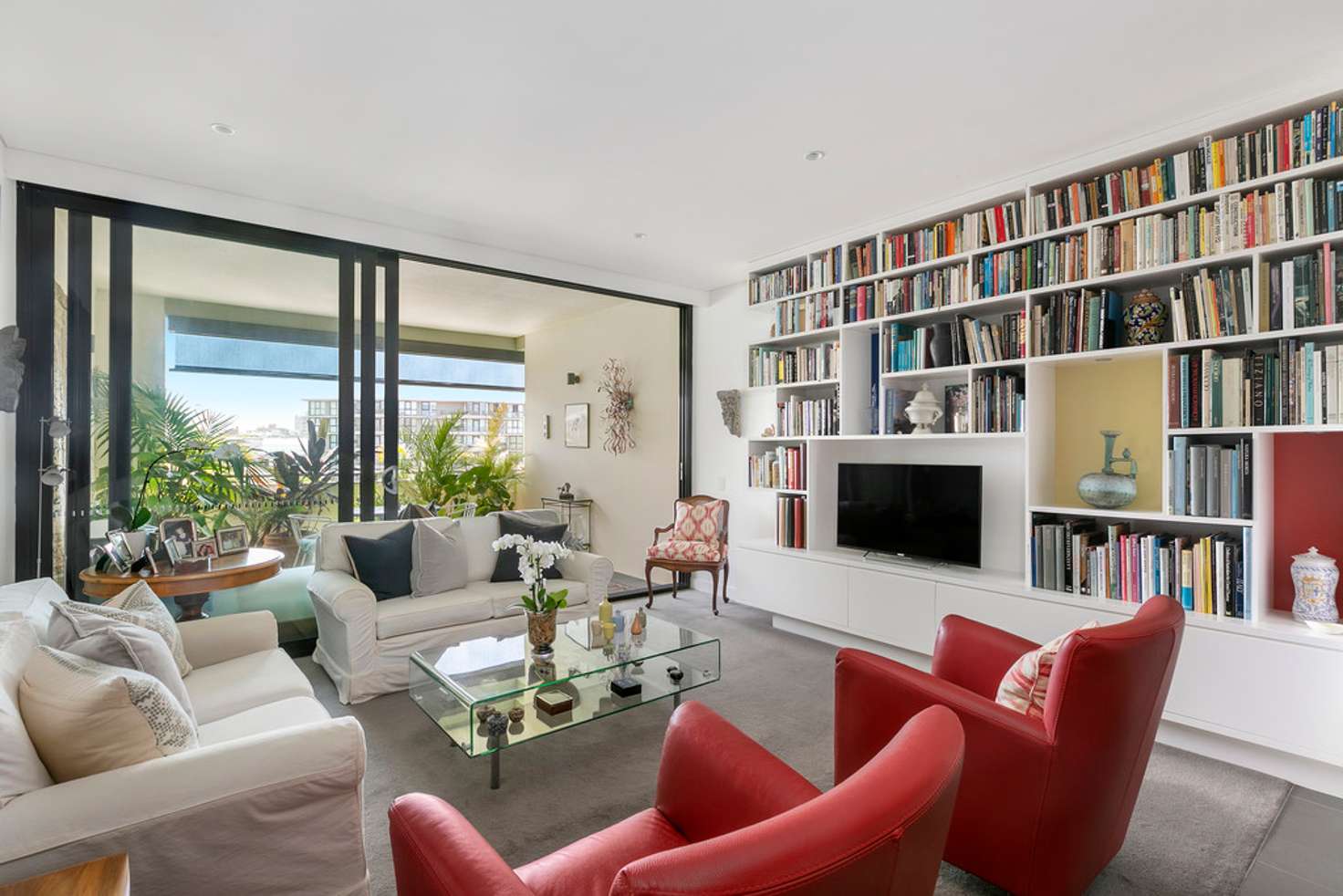 Main view of Homely apartment listing, 615/4 Neild Avenue, Darlinghurst NSW 2010