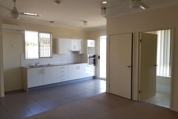 Sixth view of Homely house listing, 17 Iris Court, Yamanto QLD 4305