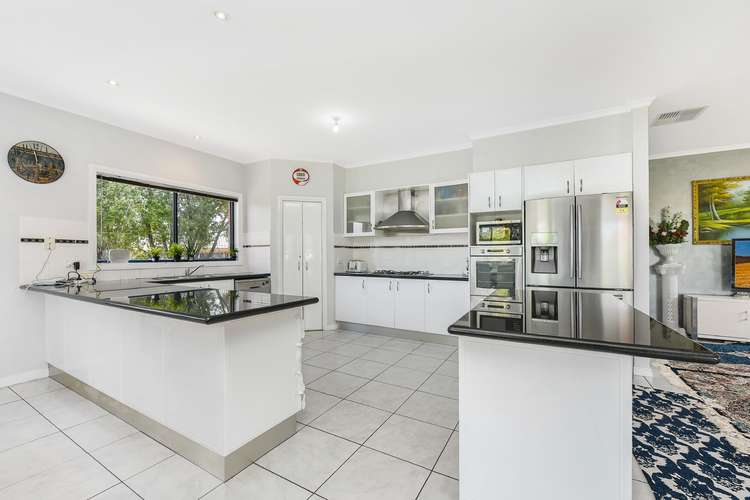 Fourth view of Homely house listing, 5 Forsyth Court, Narre Warren VIC 3805