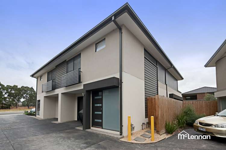 Main view of Homely townhouse listing, 2 Nebula Lane, Cranbourne East VIC 3977