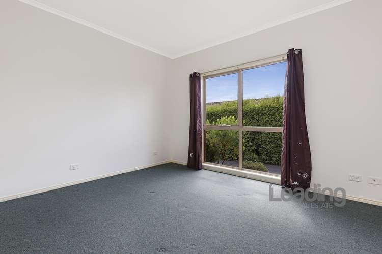 Fifth view of Homely unit listing, 2/3 Fraser Court, Sunbury VIC 3429