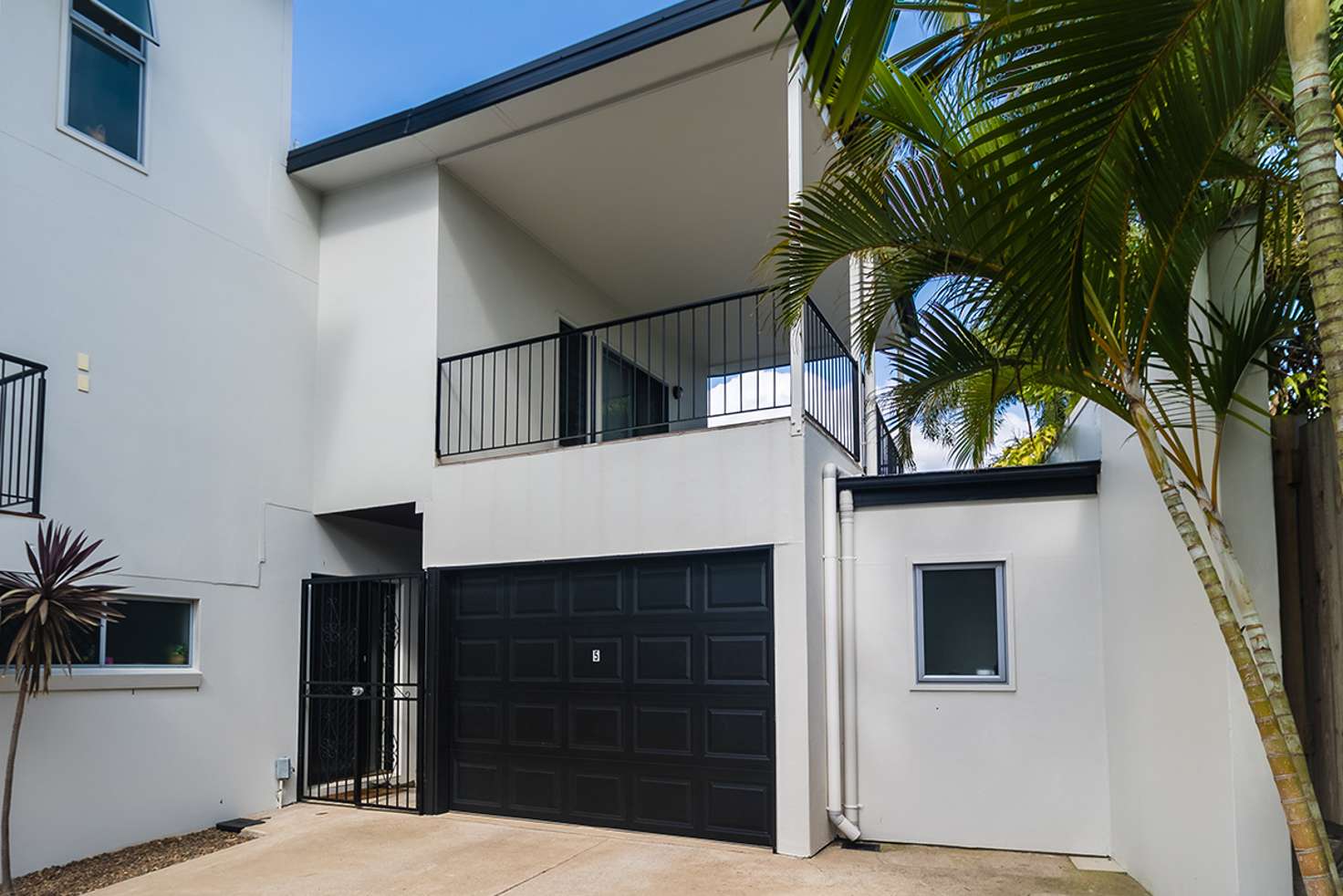 Main view of Homely townhouse listing, 5/11 Birdwood Road, Carina Heights QLD 4152