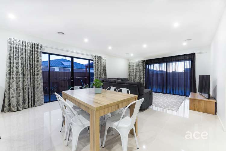Sixth view of Homely house listing, 86 Fantail Crescent, Williams Landing VIC 3027
