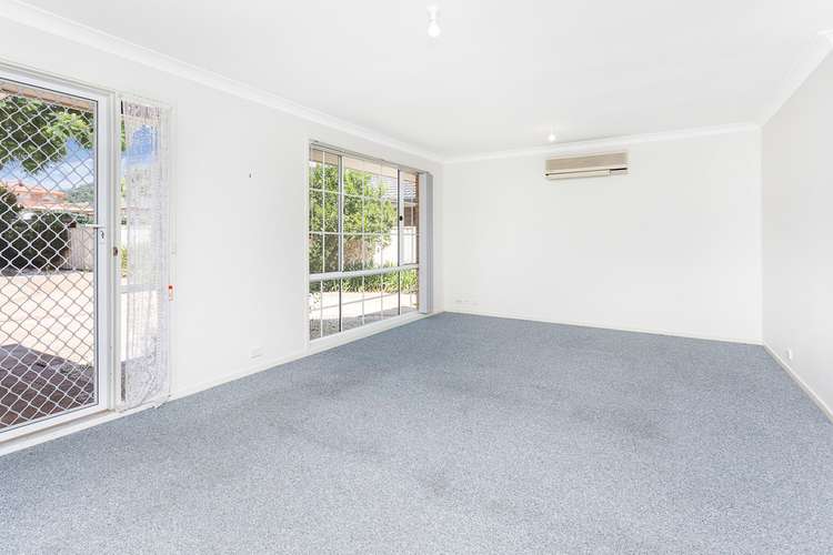 Main view of Homely villa listing, 1/17 Derwent Place, Albion Park NSW 2527