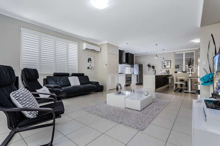 Second view of Homely house listing, 6 QUOLL CRT, North Lakes QLD 4509