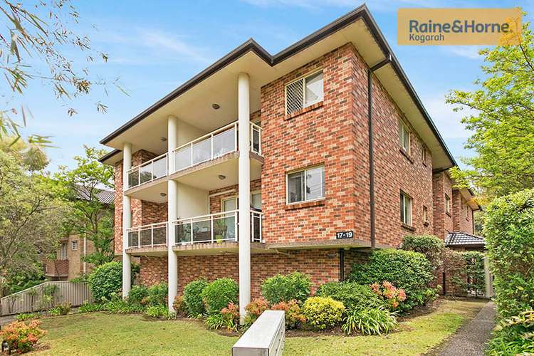 Main view of Homely unit listing, 2/17-19 Balfour Street, Allawah NSW 2218
