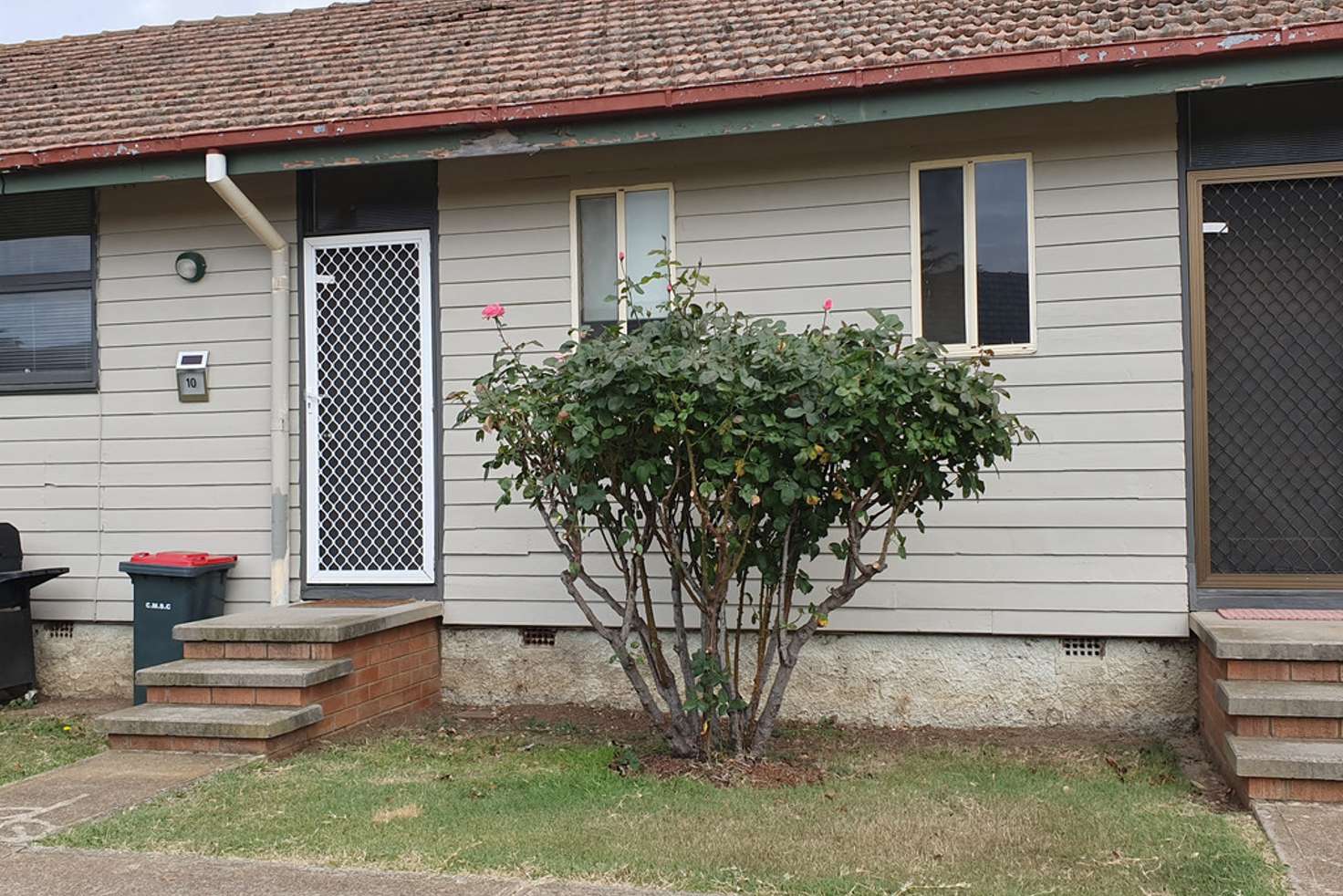 Main view of Homely unit listing, 10 28/32 Mittagang Road, Cooma NSW 2630