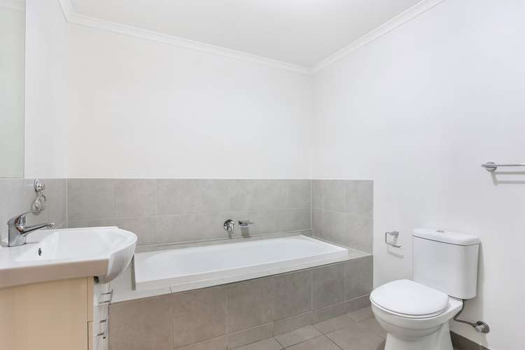 Seventh view of Homely house listing, 8 Edenvale Blvd, Wollert VIC 3750