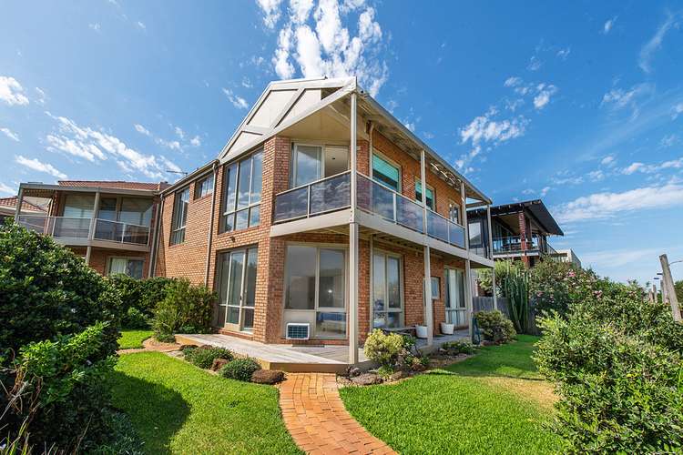 Main view of Homely townhouse listing, 1/711 Nepean Highway, Carrum VIC 3197
