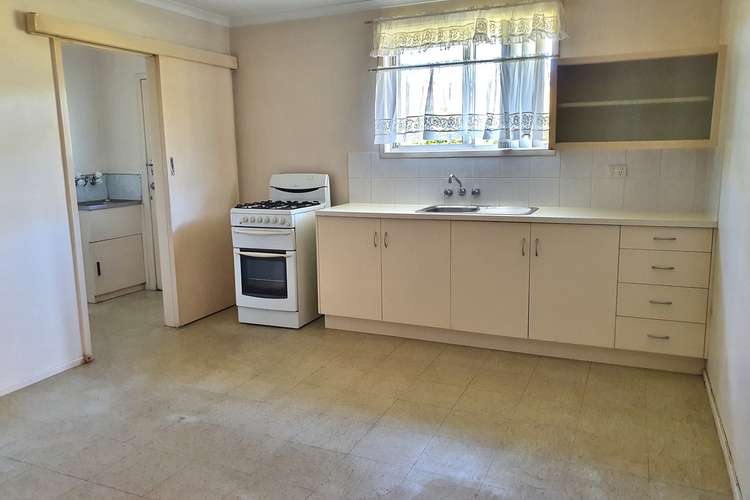 Second view of Homely unit listing, 3/6 Grigor Street, Avenell Heights QLD 4670