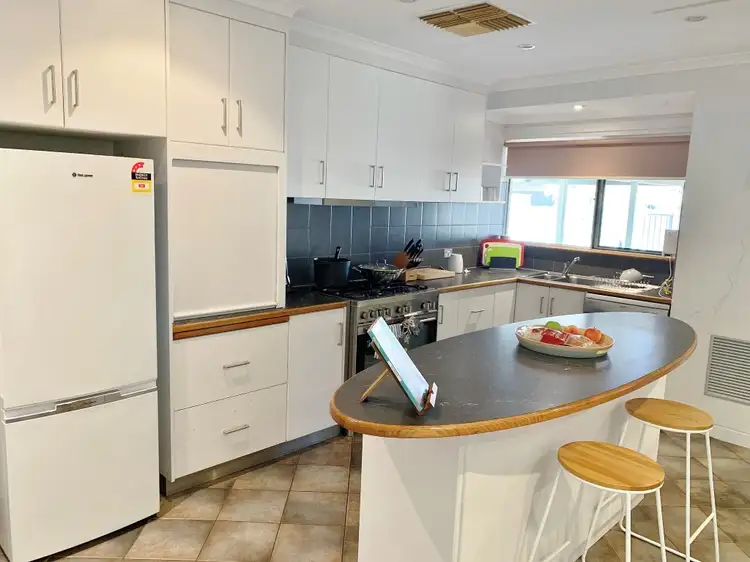 96 Dixon Road, Braitling NT 870