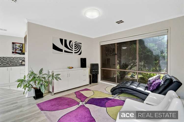 Fifth view of Homely house listing, 11 Farrant court, Altona Meadows VIC 3028