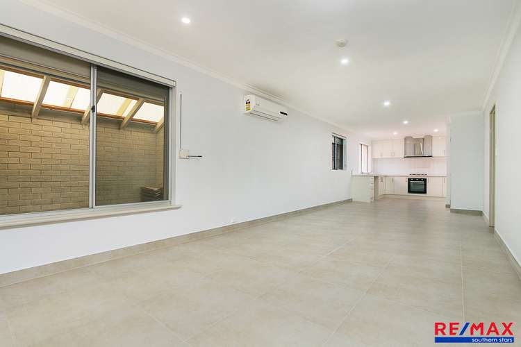 Fourth view of Homely house listing, 3 Silvertop Terrace, Willetton WA 6155