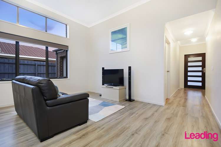 Second view of Homely house listing, 25 Peterhouse Court, Sunbury VIC 3429