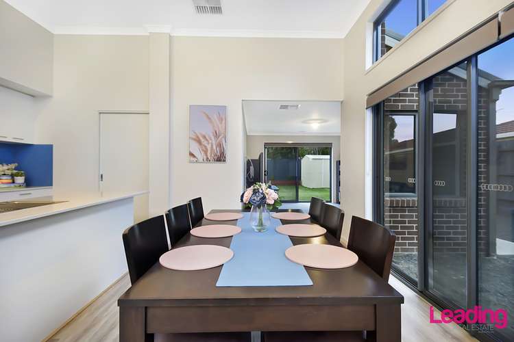 Fifth view of Homely house listing, 25 Peterhouse Court, Sunbury VIC 3429