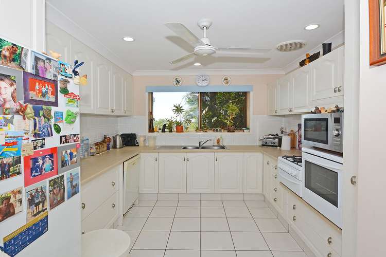 Third view of Homely house listing, 8 NORTH POINT COURT, Dundowran QLD 4655