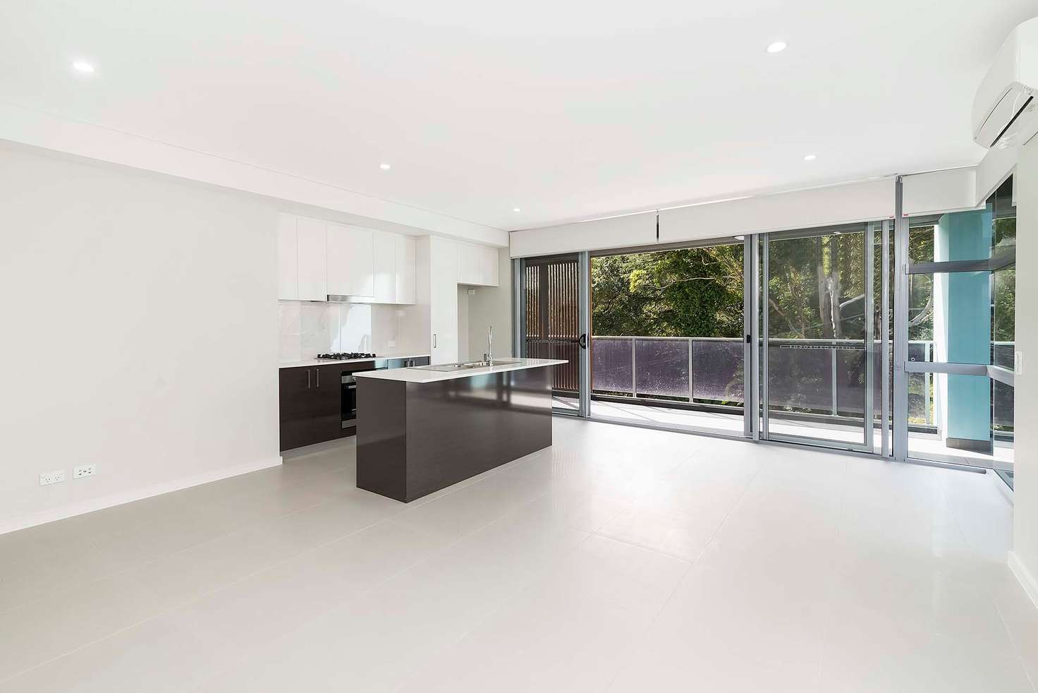 Main view of Homely unit listing, 27/14-16 Batley Street, West Gosford NSW 2250