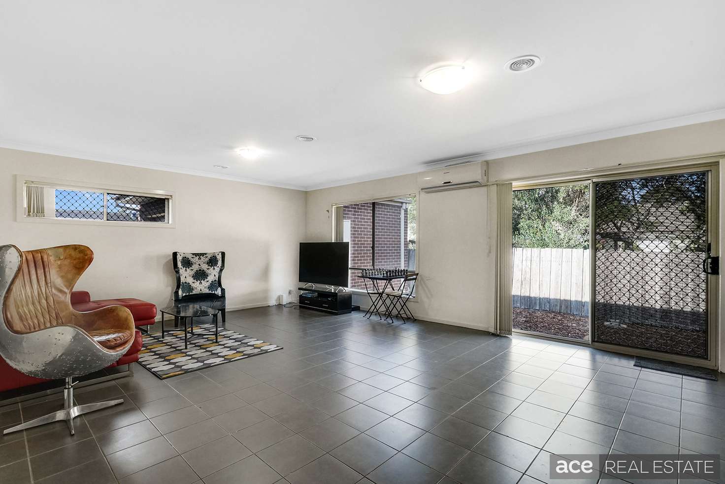 Main view of Homely unit listing, 2/1 Armstrong Street, Laverton VIC 3028