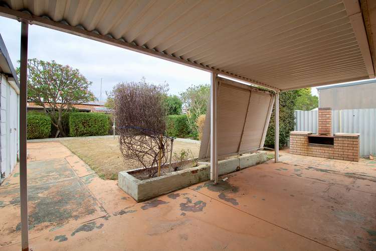 Fifth view of Homely house listing, 1 Moorine Court, Hillman WA 6168