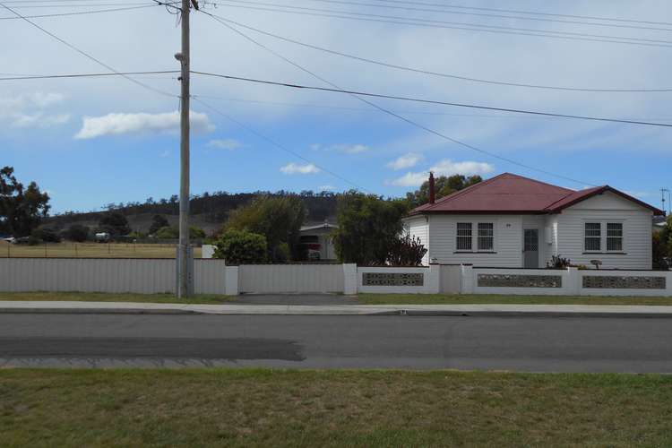 34 Melbourne Street, Triabunna TAS 7190