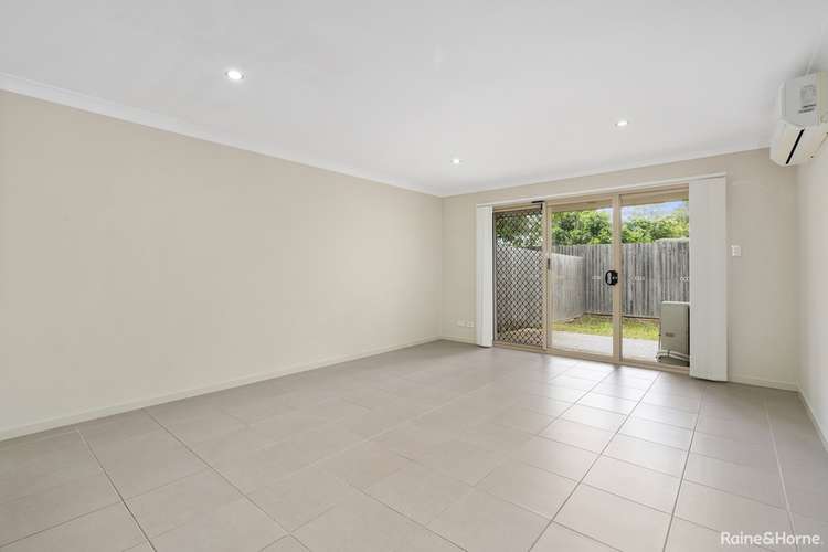 Fifth view of Homely semiDetached listing, 2/29 STAATEN STREET, Burpengary QLD 4505