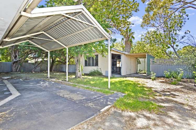 Second view of Homely house listing, 4 McClure Street, Safety Bay WA 6169