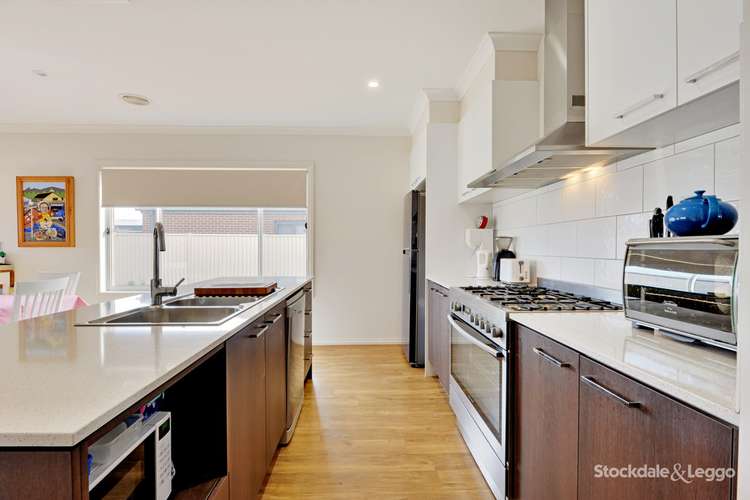 Fifth view of Homely house listing, 11 Aspendale Crescent, Shepparton VIC 3630