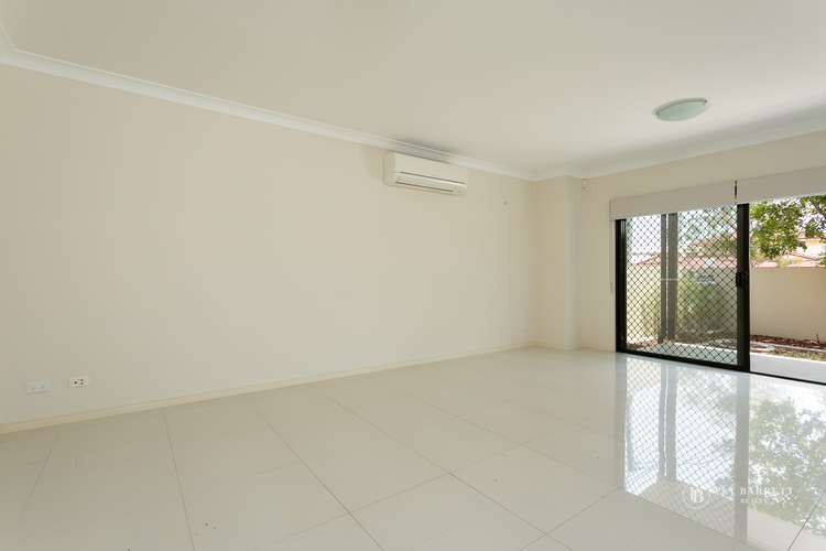 Third view of Homely townhouse listing, U2/65 Queen Street, Cleveland QLD 4163