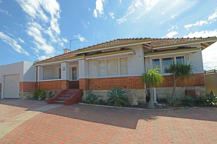 Main view of Homely house listing, 172 Marmion Street, Palmyra WA 6157