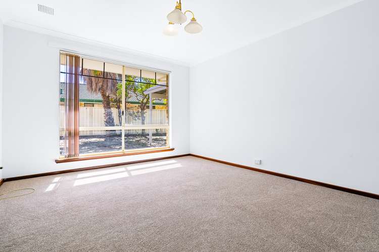 Sixth view of Homely house listing, 18 Manly Crescent, Warnbro WA 6169