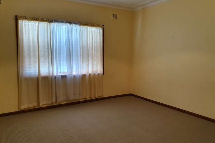 Fifth view of Homely unit listing, 1/43 Yellagong Street, West Wollongong NSW 2500