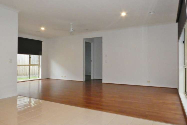 Fourth view of Homely house listing, 7 Scarborough Avenue, Cranbourne West VIC 3977