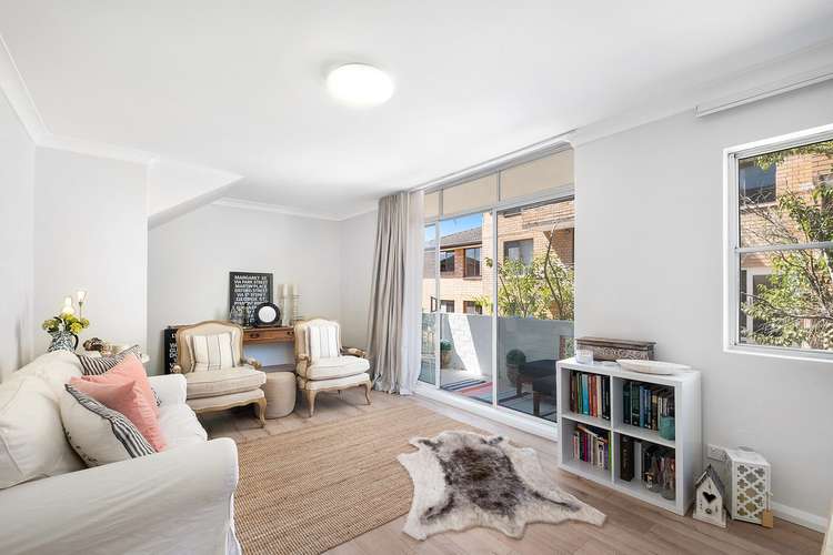 Third view of Homely apartment listing, 2/86 Hunter Street, Hornsby NSW 2077
