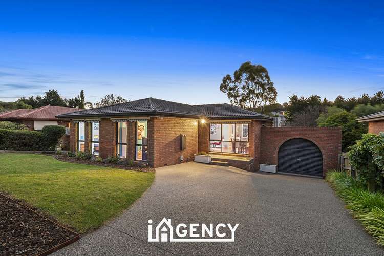 51 Sydney Parkinson Avenue, Endeavour Hills VIC 3802