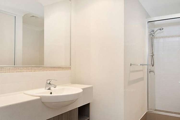 Fourth view of Homely apartment listing, 19/103 Francis Street, Northbridge WA 6003