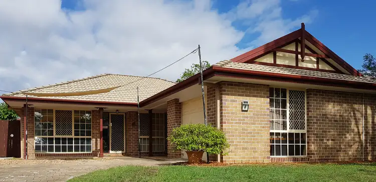 8 Clements Drive