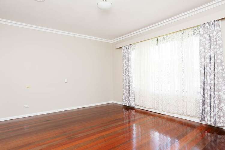 Fifth view of Homely house listing, 1 Shelford Court, Cheltenham VIC 3192