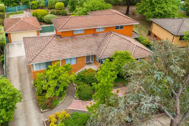 16 Dookie street, Farrer ACT 2607
