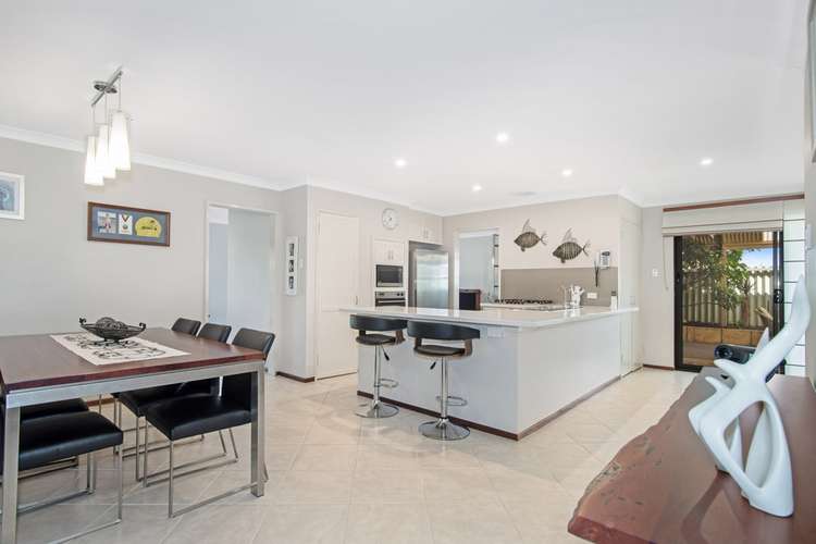 Fifth view of Homely house listing, 4 Bates Way, Warnbro WA 6169