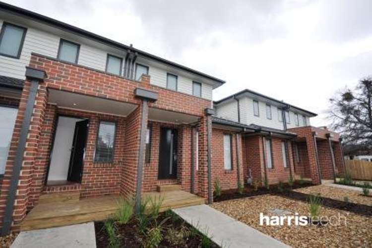 Main view of Homely townhouse listing, 2/242 Boundary Rd, Pascoe Vale VIC 3044