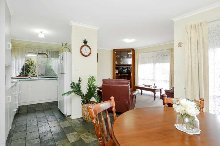 Second view of Homely house listing, 25 Tolmer Court, Hayborough SA 5211