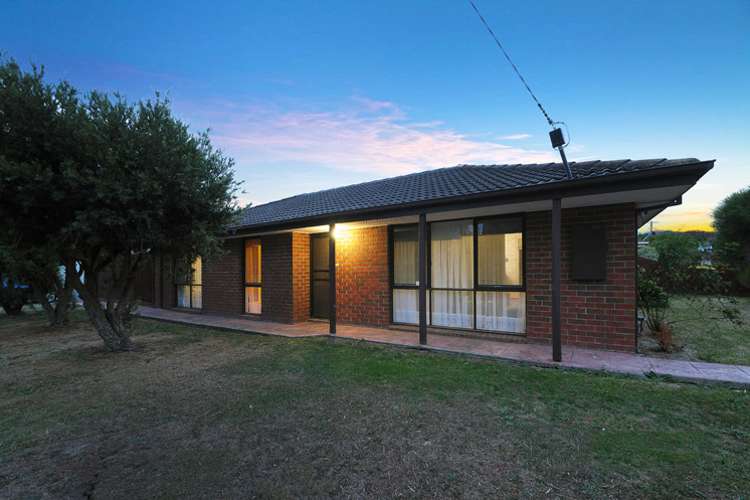 Second view of Homely house listing, 7 Taddor Drive, Cranbourne VIC 3977
