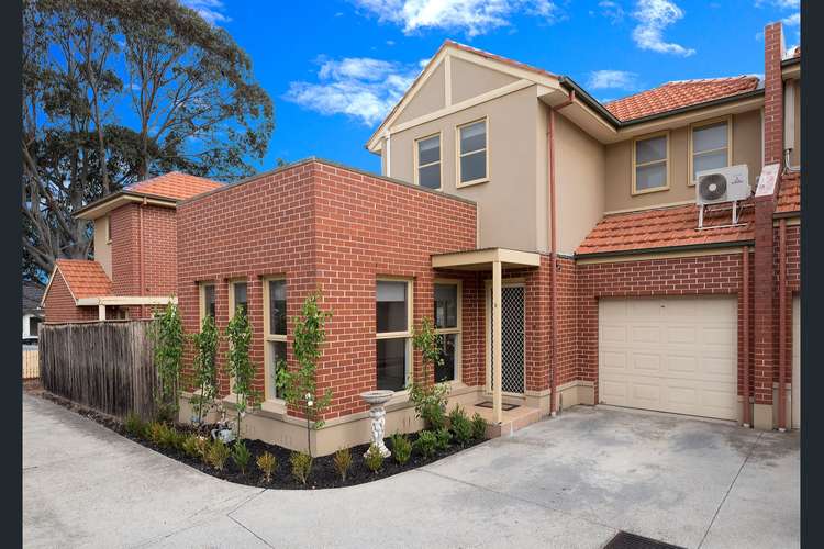 Main view of Homely townhouse listing, 2/367 Napier Street, Strathmore VIC 3041