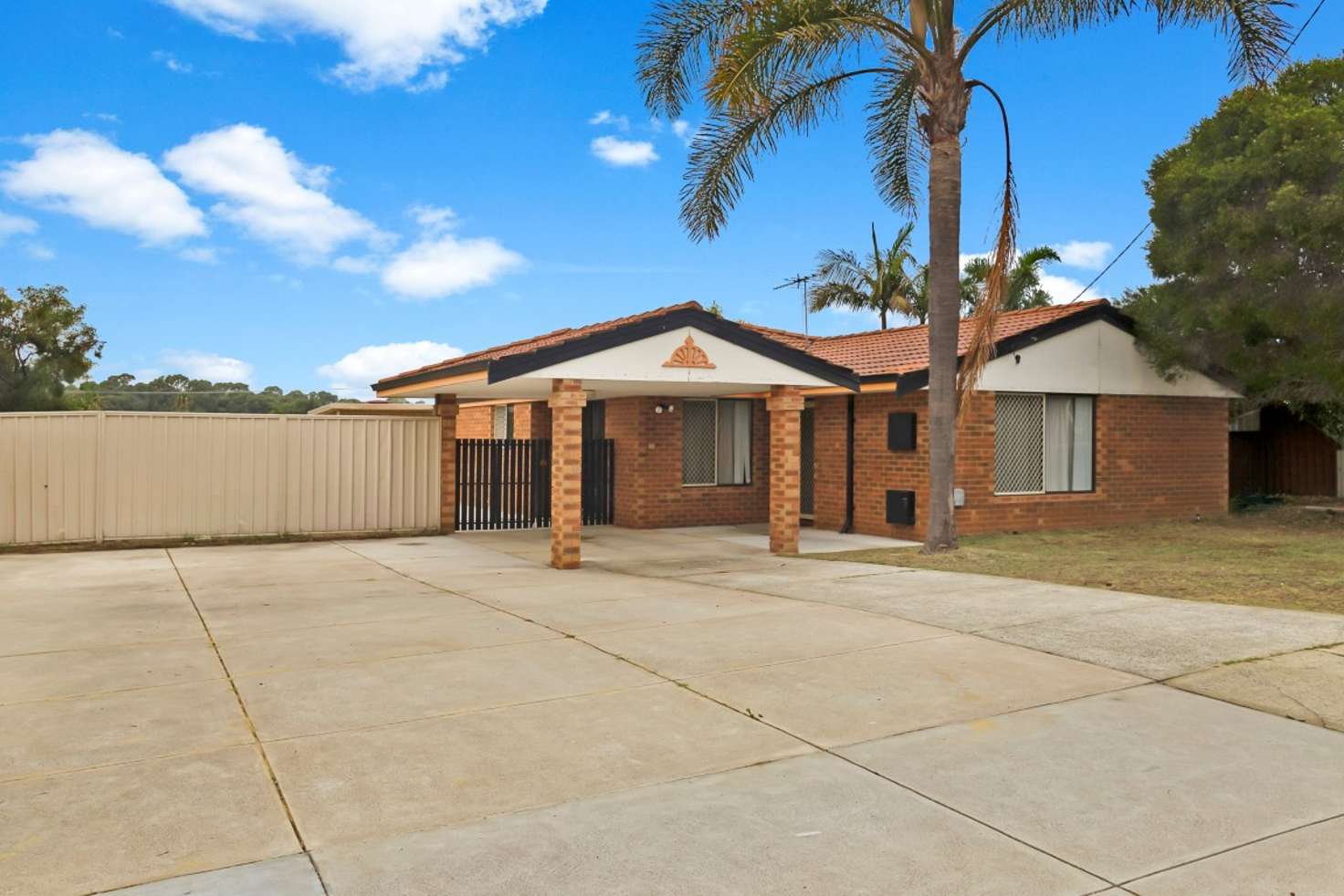 Main view of Homely house listing, 8 Lockeville Close, Beldon WA 6027